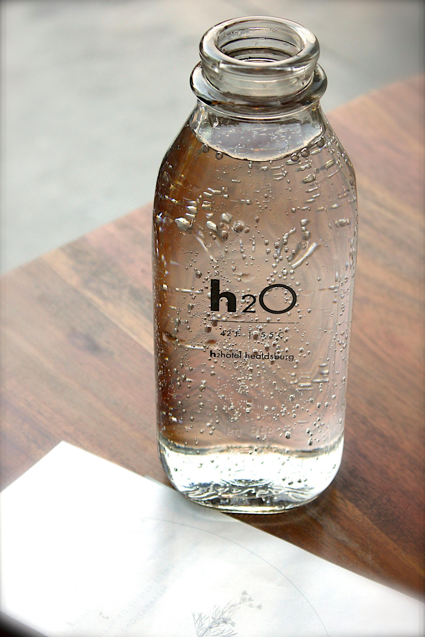 Botellas de agua reutilizables personalizadas souvenir casamiento
